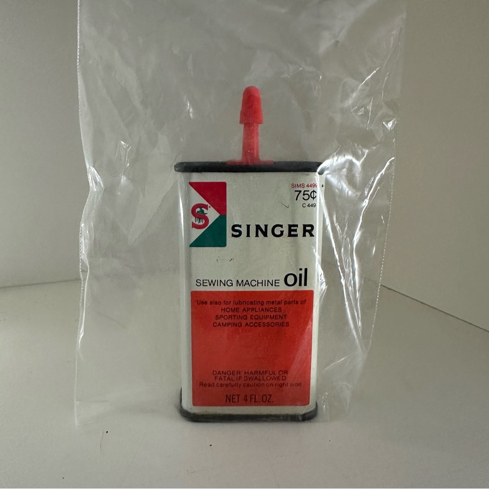 Vintage Singer Sewing Machine Oil 4 fl oz $.75